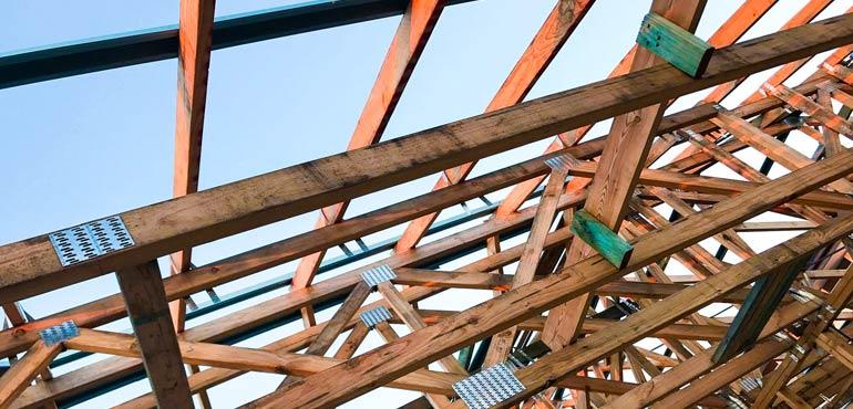 Timber roof trusses